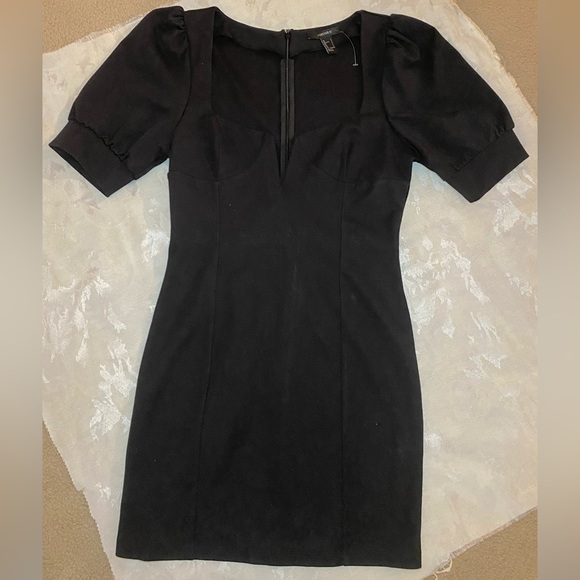Forever 21 Women’s Black Fitted Mini Dress Puffy Sleeves size Large - Picture 7 of 7